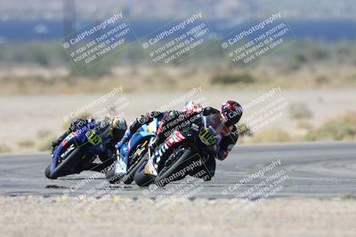 media/Oct-05-2025-CVMA (Sun) [[beeef4f201]]/Race 5-Amateur Supersport Open (Holeshot)/